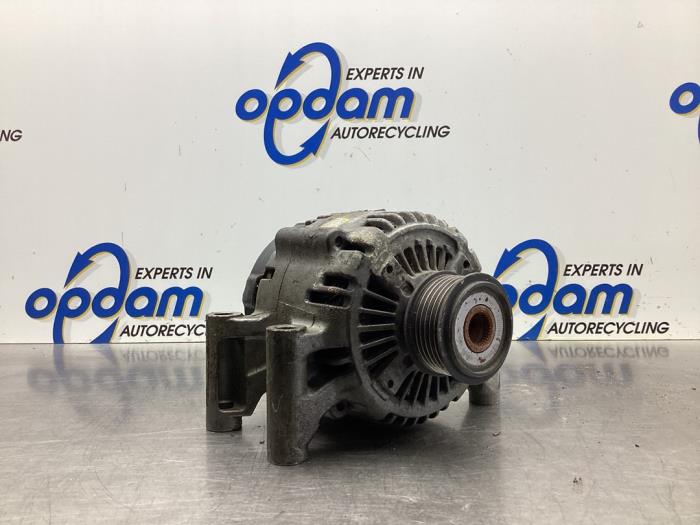 Usagé Dynamo Jaguar S-type (X200) 2.5 V6 24V Prix € 90,00 Règlement à la marge proposé par Gebr Opdam B.V.