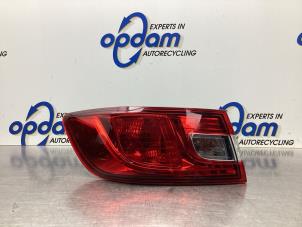 Used Taillight, left Renault Clio IV (5R) 0.9 Energy TCE 90 12V Price € 50,00 Margin scheme offered by Gebr Opdam B.V.