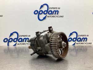Used Diesel pump Dacia Duster (HS) 1.5 dCi Price € 250,00 Margin scheme offered by Gebr Opdam B.V.