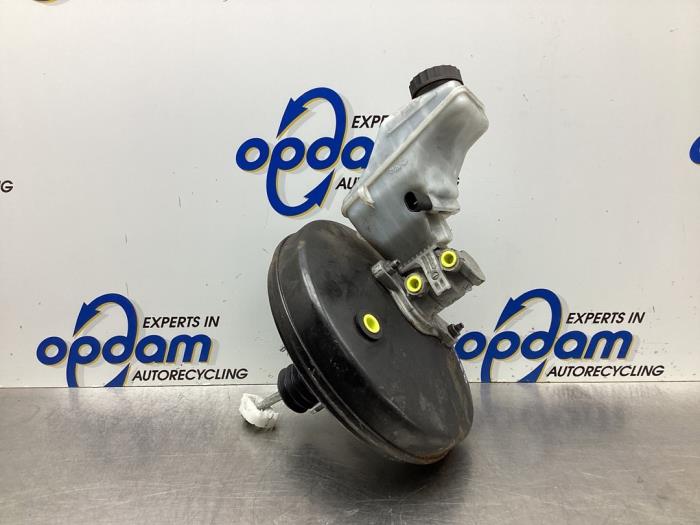 Begagnade Bromsservo Opel Corsa E 1.0 SIDI Turbo 12V Pris € 90,00 Marginaltabell erbjuds av Gebr Opdam B.V.
