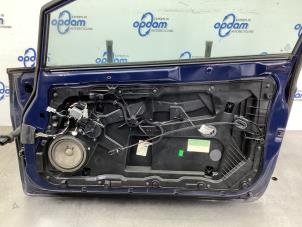 Gebrauchte Fenstermechanik 2-türig rechts vorne Ford Fiesta 6 (JA8) 1.6 16V Sport Preis € 50,00 Margenregelung angeboten von Gebr Opdam B.V.
