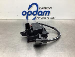 New Cooling fan resistor Opel Vectra Price € 75,00 Inclusive VAT offered by Gebr Opdam B.V.