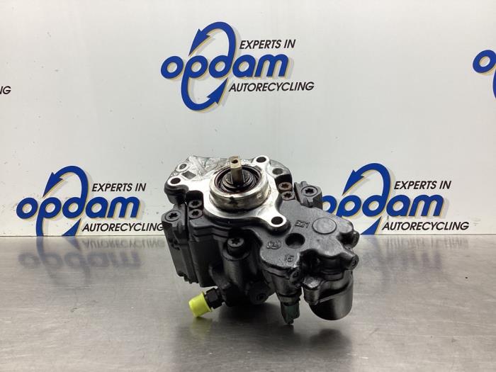 Begagnade Dieselpump Peugeot 508 (8D) 2.0 Hybrid4 16V Pris € 225,00 Marginaltabell erbjuds av Gebr Opdam B.V.