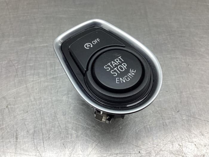 Start/stop switch from a BMW 3 serie (F30) 320i 2.0 16V 2018