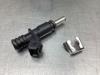 Injector (petrol injection) from a BMW 5 serie (E60) 530i 24V 2006