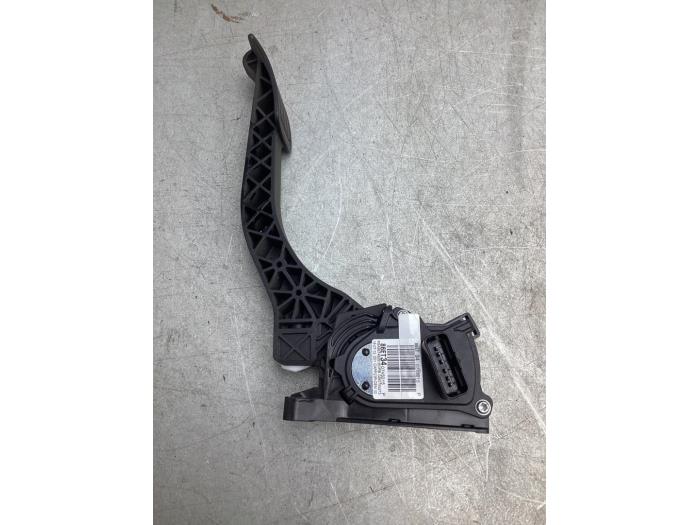 Begagnade Gaspedalsensor Peugeot 308 SW (L4/L9/LC/LJ/LR) 1.6 BlueHDi 120 Pris € 25,00 Marginaltabell erbjuds av Gebr Opdam B.V.