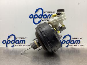Usagé Assistant de freinage Opel Astra J (PC6/PD6/PE6/PF6) 1.4 Turbo 16V Prix € 75,00 Règlement à la marge proposé par Gebr Opdam B.V.