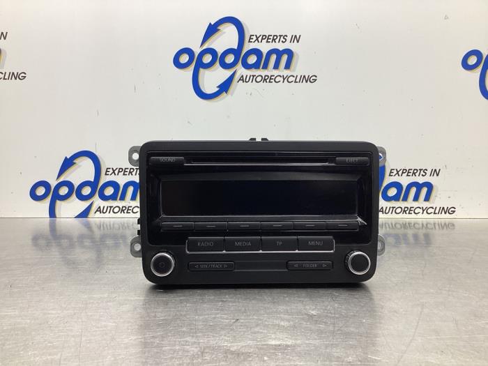 Radio CD player Volkswagen Polo V 1.2 TDI 12V BlueMotion 1K0035186AN BOSCH