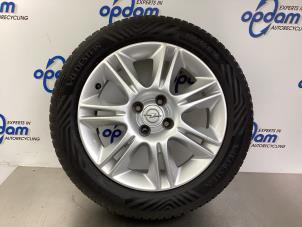 Gebrauchte Sportfelgensatz + Reifen Opel Corsa D 1.4 16V Twinport Preis € 350,00 Margenregelung angeboten von Gebr Opdam B.V.