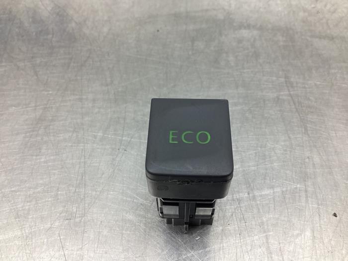 Usados Interruptor Renault Captur I (2R) 1.2 TCE 16V EDC Precio € 18,00 Norma de margen ofrecido por Gebr Opdam B.V.