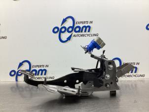 Used Brake pedal Ford Fiesta 7 1.0 EcoBoost 12V 100 Price € 50,00 Margin scheme offered by Gebr Opdam B.V.