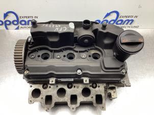 Usados Tapa de válvulas Volkswagen Polo V (6R) 1.2 TDI 12V BlueMotion Precio € 75,00 Norma de margen ofrecido por Gebr Opdam B.V.