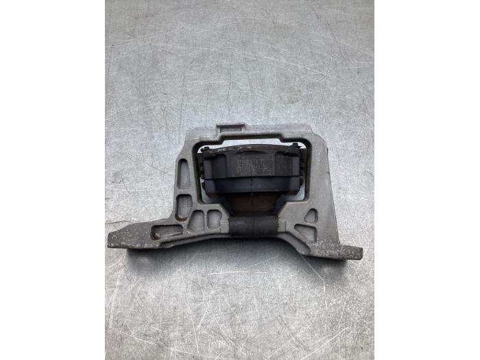 Gebrauchte Motorlager Ford Kuga II (DM2) 1.5 EcoBoost 16V 150 Preis € 50,00 Margenregelung angeboten von Gebr Opdam B.V.