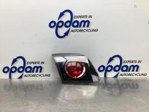 Gebrauchte Rücklicht links Mazda 3 Sport (BK14) 2.0i 16V Preis € 30,00 Margenregelung angeboten von Gebr Opdam B.V.