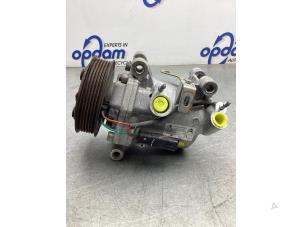 Used Air conditioning pump Peugeot Partner (EF/EU) 1.6 BlueHDi 100 Price € 275,00 Margin scheme offered by Gebr Opdam B.V.