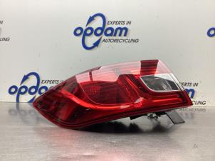 Used Taillight, left Renault Clio IV (5R) 1.5 Energy dCi 90 FAP Price € 50,00 Margin scheme offered by Gebr Opdam B.V.