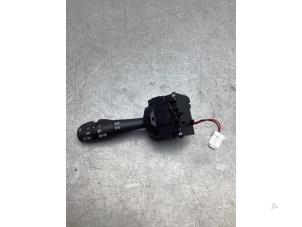 Used Indicator switch Renault Clio IV Estate/Grandtour (7R) 0.9 Energy TCE 12V Price € 50,00 Margin scheme offered by Gebr Opdam B.V.