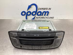 Używane Radio Toyota Aygo (B10) 1.0 12V VVT-i Cena € 75,00 Procedura marży oferowane przez Gebr Opdam B.V.