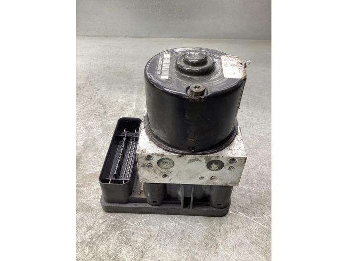 ABS pump from a Ford C-Max (DM2) 1.8 16V Flexifuel 2008