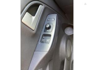 Gebrauchte Elektrisches Fenster Schalter Volkswagen Fox (5Z) 1.2 Preis € 50,00 Margenregelung angeboten von Gebr Opdam B.V.