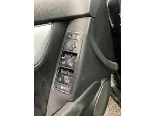 Used Electric window switch Mercedes C (W204) 2.5 C-230 V6 24V Price € 100,00 Margin scheme offered by Gebr Opdam B.V.