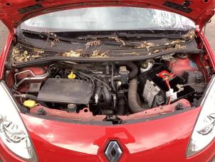 Used ABS pump Renault Twingo II (CN) 1.2 Price € 125,00 Margin scheme offered by Gebr Opdam B.V.