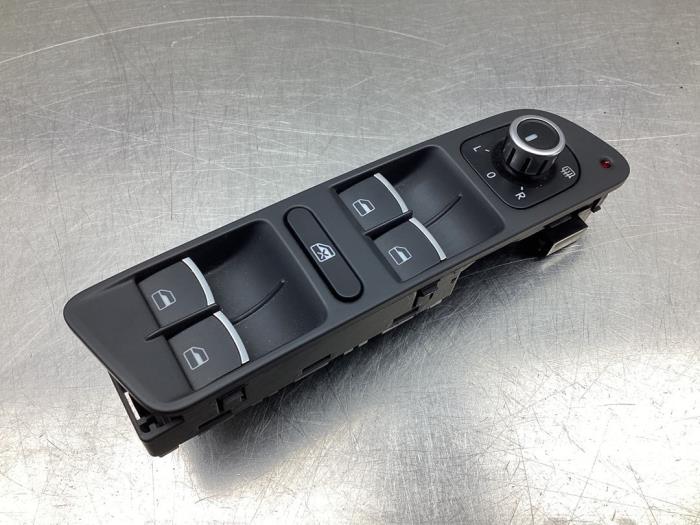 Electric window switch from a Volkswagen Tiguan (5N1/2) 1.4 TSI 16V 2010
