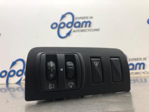 Used AIH headlight switch Renault Scénic III (JZ) 1.4 16V TCe 130 Price € 40,00 Margin scheme offered by Gebr Opdam B.V.