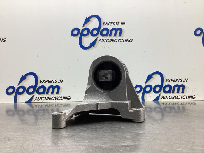 New Engine mount Volvo XC90 Price € 50,00 Inclusive VAT offered by Gebr Opdam B.V.