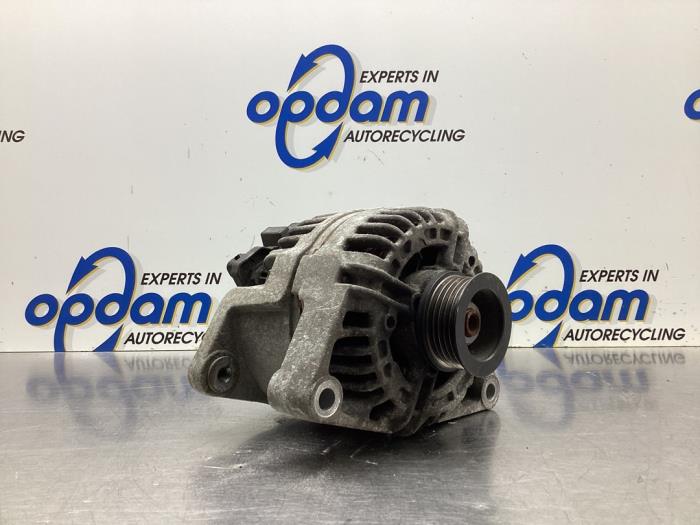 Begagnade Dynamo Opel Corsa D 1.2 16V Pris € 22,00 Marginaltabell erbjuds av Gebr Opdam B.V.