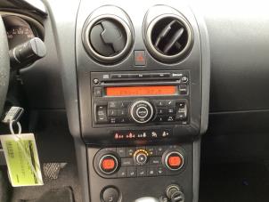 Used Radio CD player Nissan Qashqai (J10) 1.6 16V Price € 125,00 Margin scheme offered by Gebr Opdam B.V.
