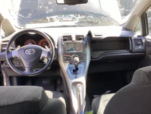 Used Steering wheel Toyota Auris (E15) 1.6 Dual VVT-i 16V Price € 125,00 Margin scheme offered by Gebr Opdam B.V.