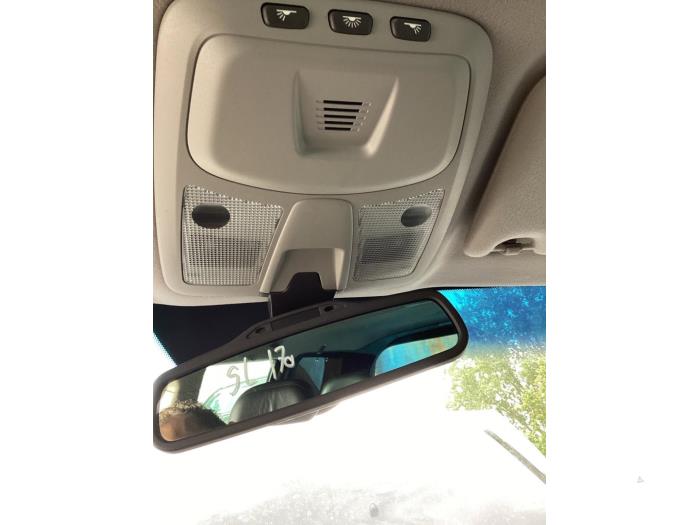 Begagnade Innerbelysning, fram Volvo V70 (SW) 2.5 T 20V Pris € 45,00 Marginaltabell erbjuds av Gebr Opdam B.V.