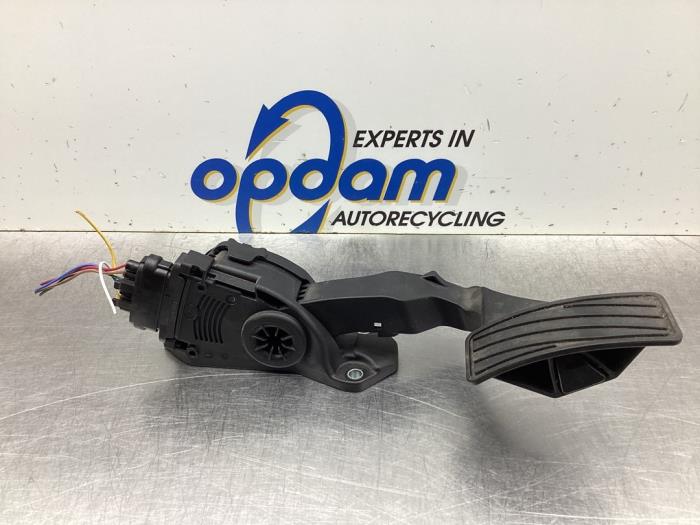 Begagnade Gaspedalsensor Suzuki SX4 (EY/GY) 1.6 16V 4x4 Pris € 90,00 Marginaltabell erbjuds av Gebr Opdam B.V.
