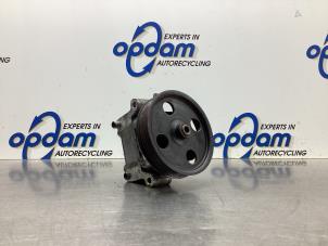 Used Power steering pump Ford Focus 2 Wagon 1.6 16V Price € 125,00 Margin scheme offered by Gebr Opdam B.V.