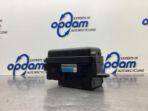 Używane Skrzynka bezpieczników Mini Countryman (R60) 1.6 16V Cooper S Cena € 75,00 Procedura marży oferowane przez Gebr Opdam B.V.