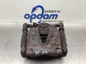 Used Front brake calliper, right Mini Countryman (R60) 1.6 16V Cooper S Price € 50,00 Margin scheme offered by Gebr Opdam B.V.