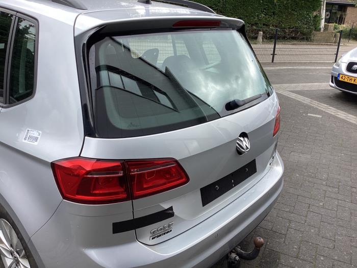 Heckklappe van een Volkswagen Golf Sportsvan (AUVS) 1.2 TSI 16V BlueMOTION 2015