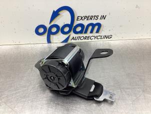 Usagé Ceinture de sécurité arrière centre Mini Countryman (R60) 1.6 16V Cooper S Prix € 50,00 Règlement à la marge proposé par Gebr Opdam B.V.