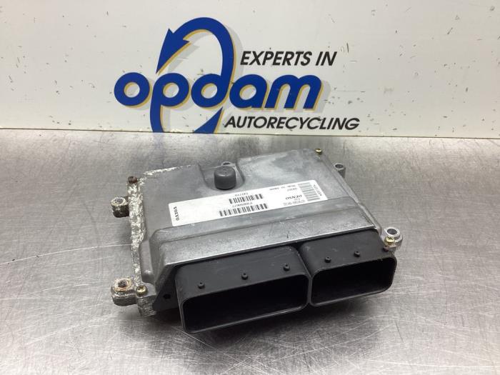 Used Engine management computer Volvo V50 (MW) 2.4 20V Price € 90,00 Margin scheme offered by Gebr Opdam B.V.