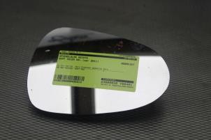 Używane Szyba lusterka prawego Seat Ibiza IV (6J5) 1.2 TDI Ecomotive Cena € 20,00 Procedura marży oferowane przez Gebr Opdam B.V.