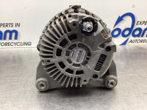 Dynamo från en Nissan Qashqai (J10) 1.6 16V 2008
