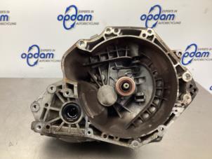 Usagé Boîte de vitesse Opel Meriva 1.4 Turbo 16V ecoFLEX Prix € 600,00 Règlement à la marge proposé par Gebr Opdam B.V.