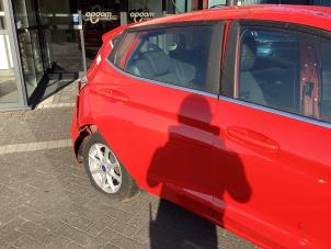 Używane Drzwi prawe tylne wersja 4-drzwiowa Ford Fiesta 7 1.0 EcoBoost 12V 100 Cena € 375,00 Procedura marży oferowane przez Gebr Opdam B.V.