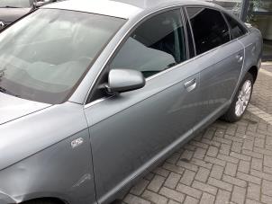 Używane Drzwi lewe przednie wersja 4-drzwiowa Audi A6 (C6) 2.0 T FSI 16V Cena € 100,00 Procedura marży oferowane przez Gebr Opdam B.V.