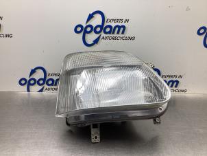 Used Headlight, right Opel Agila (A) 1.2 16V Price € 25,00 Margin scheme offered by Gebr Opdam B.V.