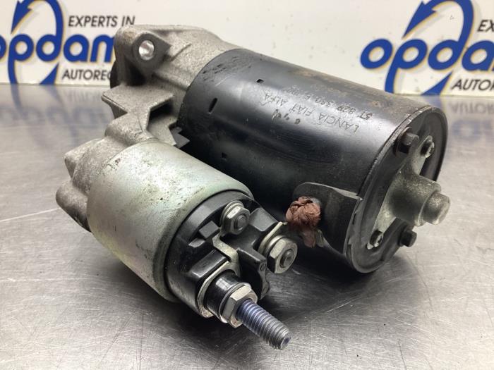 Starter Fiat 500 0.9 TwinAir 85 0001137004 0581561 BOSCH