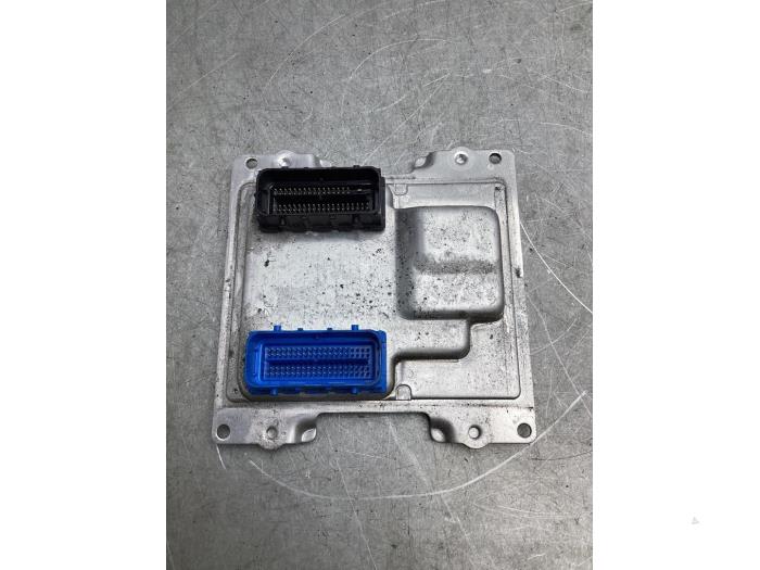 Used Engine management computer Opel Karl 1.0 12V Price € 100,00 Margin scheme offered by Gebr Opdam B.V.