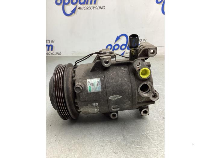Usagé Pompe clim Hyundai iX20 (JC) 1.6 CRDi 16V VGT Prix € 125,00 Règlement à la marge proposé par Gebr Opdam B.V.