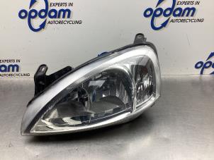 Used Headlight, left Opel Corsa C (F08/68) 1.3 CDTi 16V Price € 50,00 Margin scheme offered by Gebr Opdam B.V.